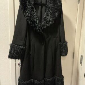 SHEIN Black Faux Fur Trim Coat
